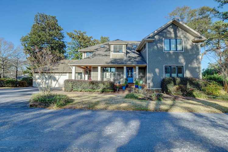 6427 Westport Drive Wilmington, NC 28409