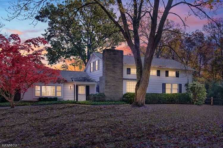 31 Miller Rd Harding Twp., NJ 07976