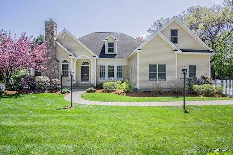 56 William Street Andover, MA 01810