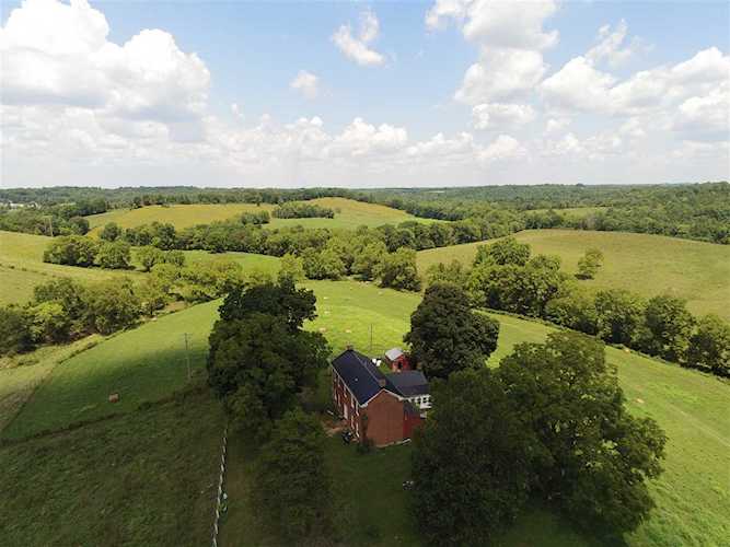 597 Old 3L Hwy Falmouth, KY 41040-8082