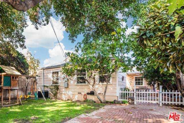 2114 W Verdugo Avenue Burbank, CA 91506