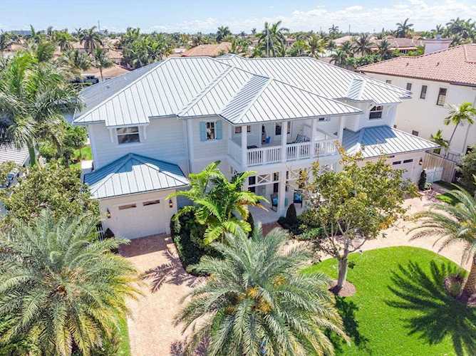 2500 NE 35Th Street Lighthouse Point, FL 33064