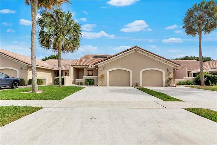 21604 Guadalajara Ave Boca Raton, FL 33433