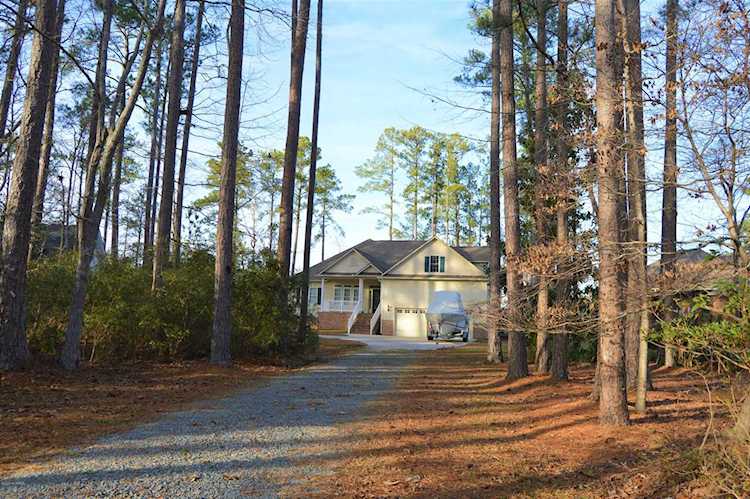 37 Lori Lane Oriental, NC 28571