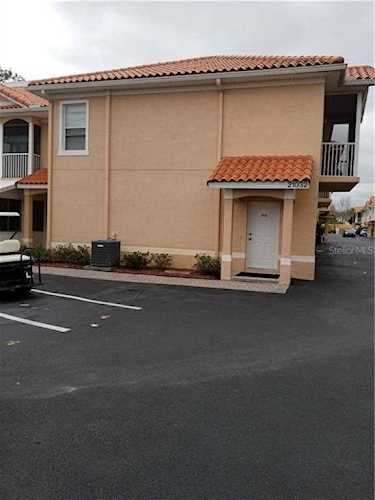 21032 Sunpoint Way #203 Lutz, FL 33558