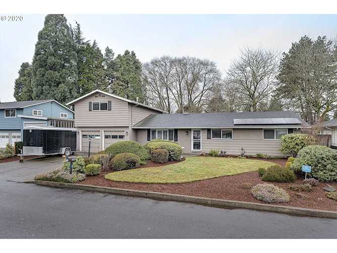 795 SE 21st Ct Hillsboro, OR 97123