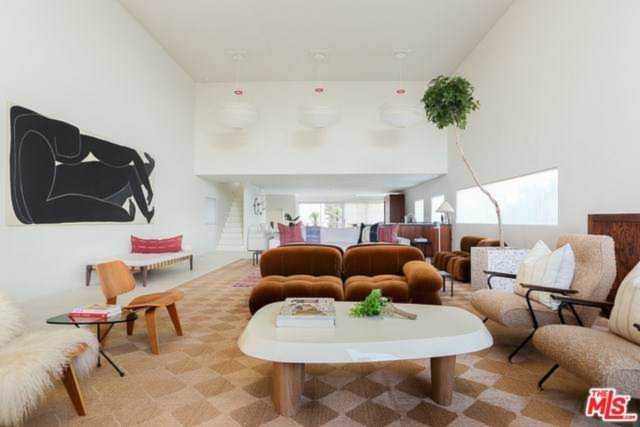 200 S Venice Venice, CA 90291