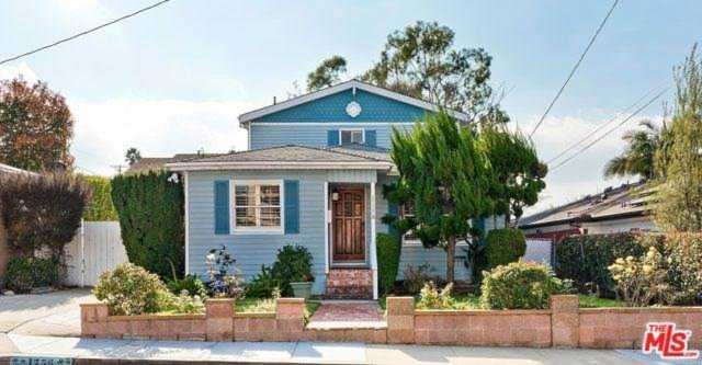 1756 11th Street Manhattan Beach, CA 90266