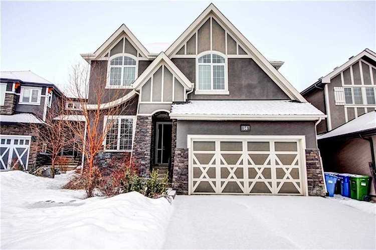 14 Aspen Dale Court SW Calgary, AB T3H 0R8