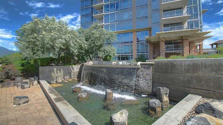 1075 Sunset Drive #505 Kelowna, BC V1Y9Y9