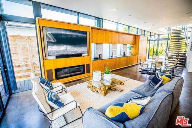 3113 Yale Avenue Venice, CA 90292