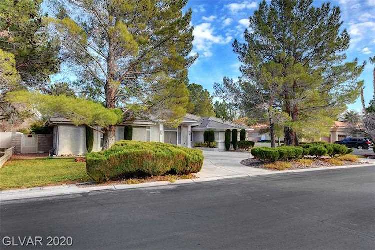 1604 Silver Oaks St Las Vegas, NV 89117
