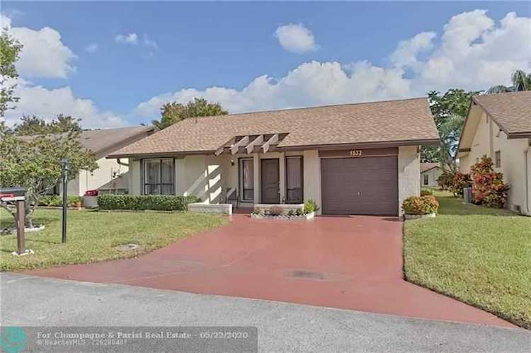 1532 SW 21st Way Deerfield Beach, FL 33442