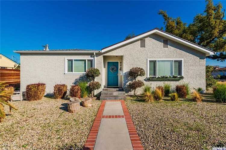 903 Omar Street Glendale, CA 91202