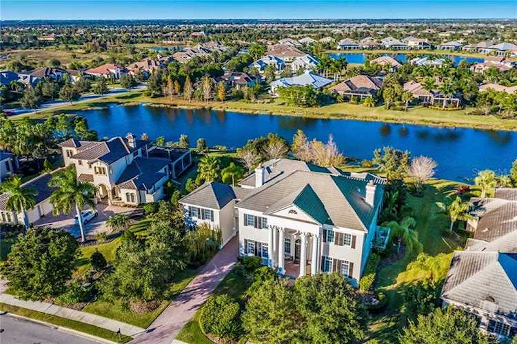 16013 Clearlake Ave Lakewood Ranch, FL 34202