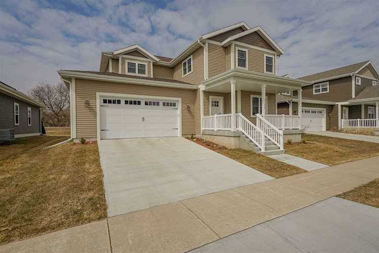 1180 Fairhaven Rd Sun Prairie, WI 53590