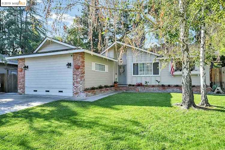 837 Tully Way Concord, CA 94518