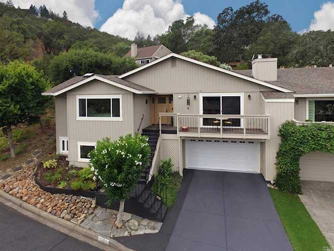 7192 Overlook Drive Santa Rosa, CA 95409