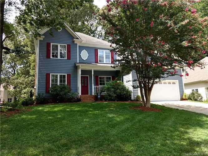 8818 New Oak Ln Huntersville, NC 28078