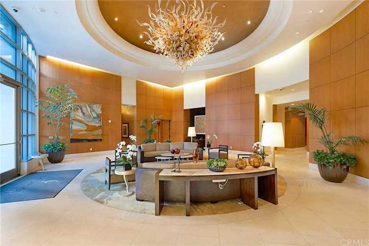 10776 Wilshire Boulevard #403 & 202 Westwood - Century City, CA 90024