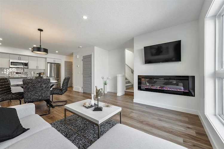 11442 82 Street Edmonton, AB T5B 2V4