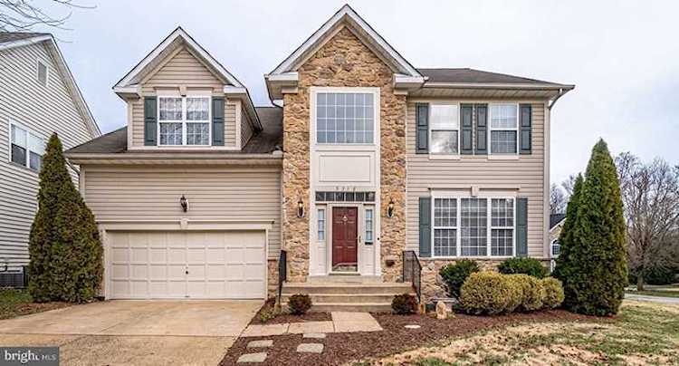 5318 Trumpington Ct Alexandria, VA 22315