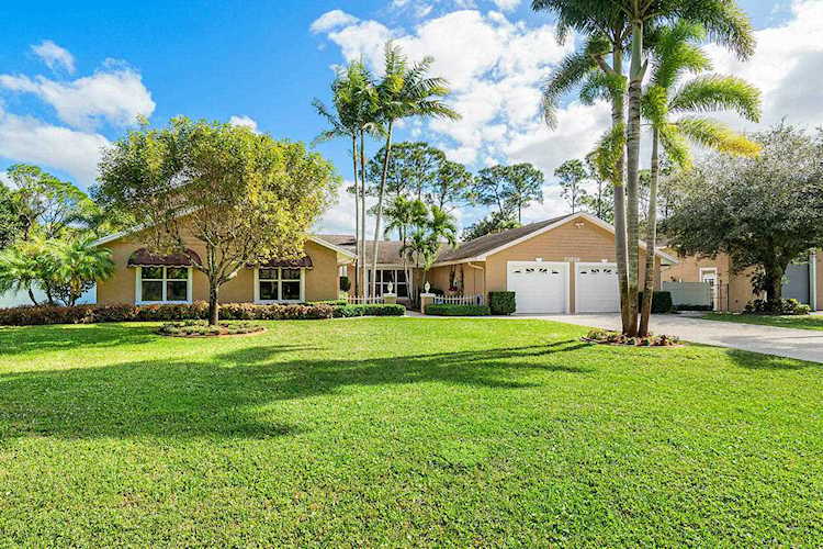 15638 73Rd Terrace Palm Beach Gardens, FL 33418
