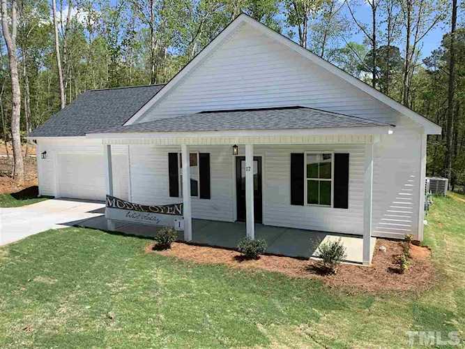 17 Ashley Woods Court #1 Clayton, NC 27527