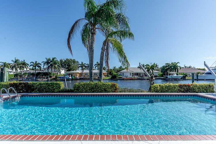 824 Shore Drive North Palm Beach, FL 33408