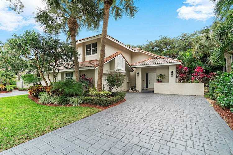 5254 NW 22 Avenue Boca Raton, FL 33496