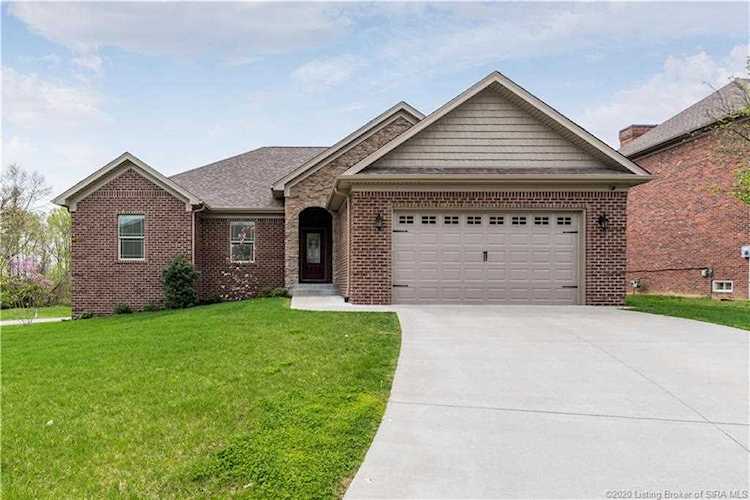 202 Tamara Ct New Albany, IN 47150