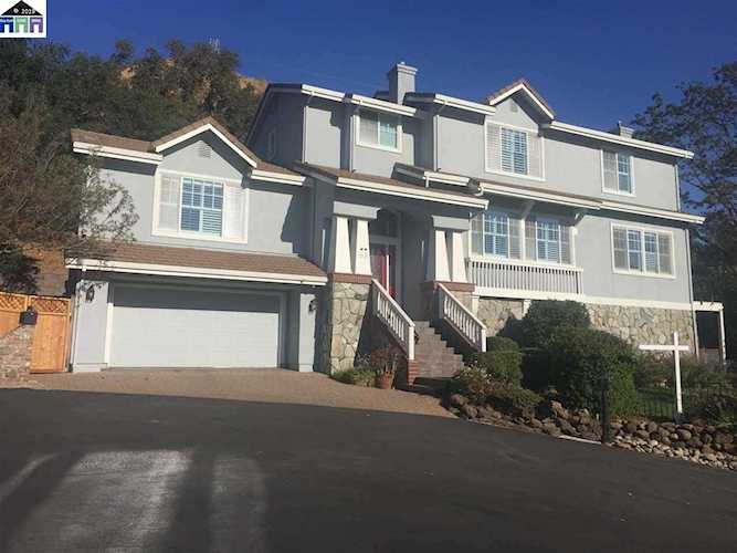 63 Stonecastle Ct Alamo, CA 94507