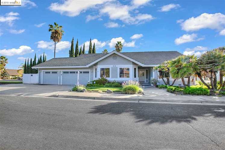 2116 Sand Point Rd Discovery Bay, CA 94505