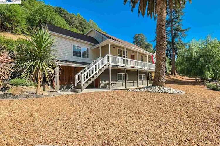 18208 Cull Canyon Rd Castro Valley, CA 94552 | MLS 40880324 Photo 1