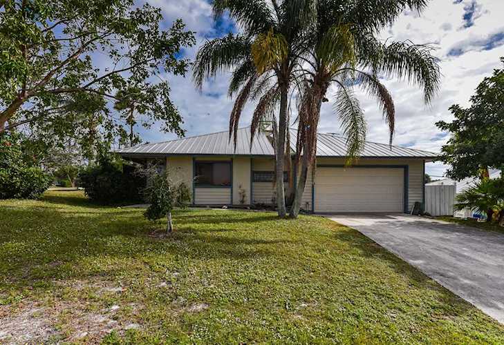 3849 NE Linda Drive Jensen Beach, FL 34957