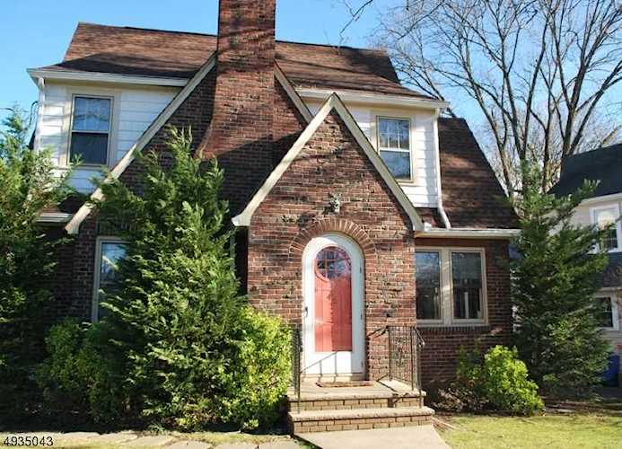 46 Parkview Dr Millburn, NJ 07041