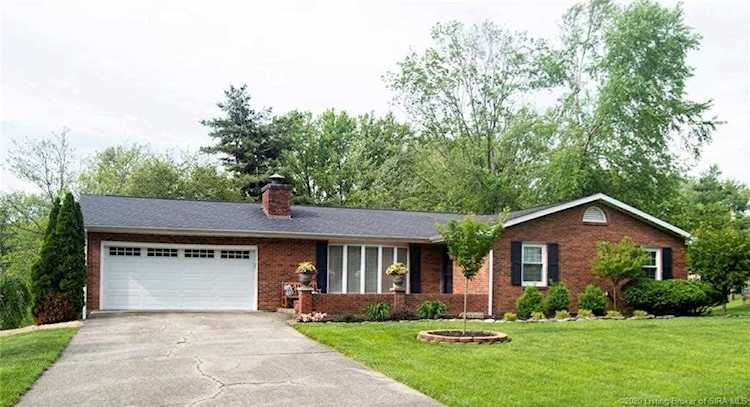 1937 Hycliff Ct Madison, IN 47250