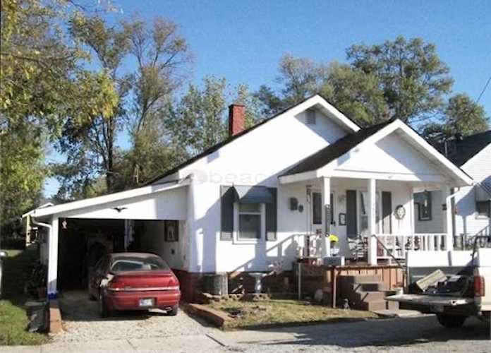 327 W Cherry Street Oakland City, IN 47660