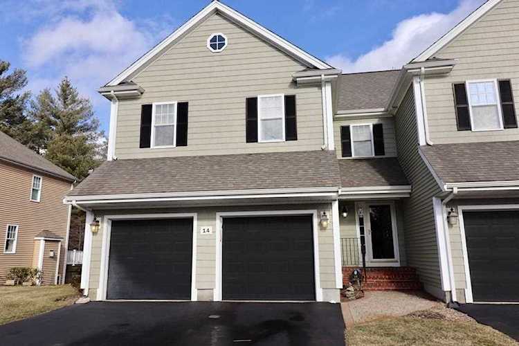 14 Surrey Ln #14 East Bridgewater, MA 02333