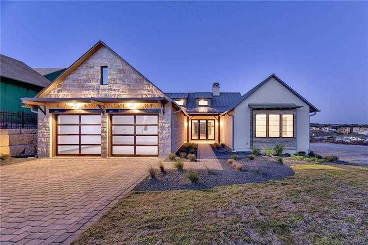 314 Hidden Beacon Bnd Lakeway, TX 78738