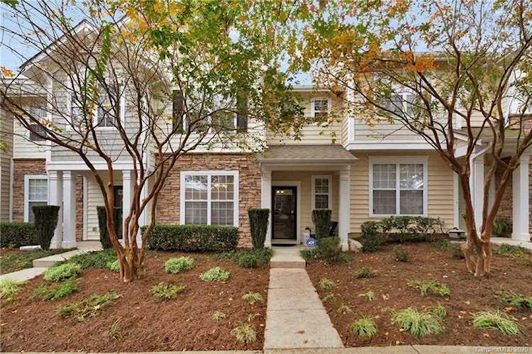 8041 Lynwood Square Waxhaw, NC 28173