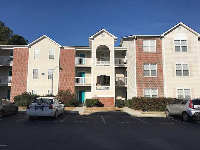 807 March Court Wilmington, NC 28405