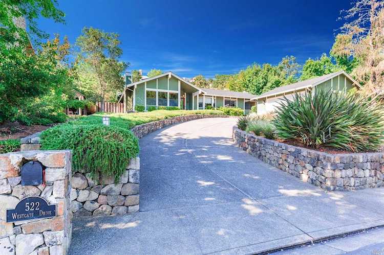 522 Westgate Drive Napa, CA 94558