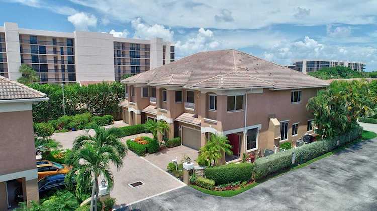 929 Sweetwater Lane Boca Raton, FL 33431