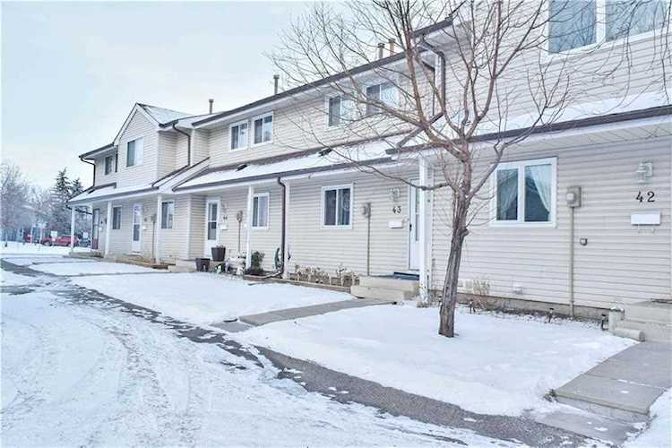 1515 Falconridge Drive NE #45 Calgary, AB T3J 1L8