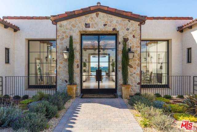 29917 Pacific Coast Highway Malibu, CA 90265