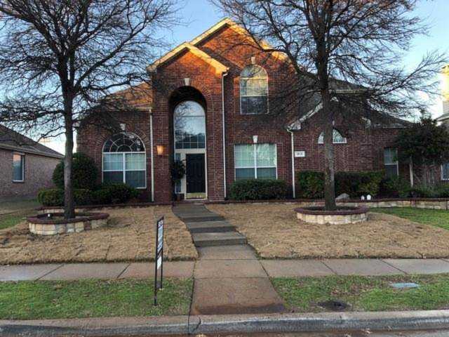 1613 S Clarke Springs Drive Allen, TX 75002