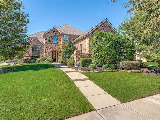 8950 Sherman Trail Lantana, TX 76226