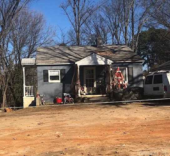 4129 Atmore St Charlotte, NC 28205