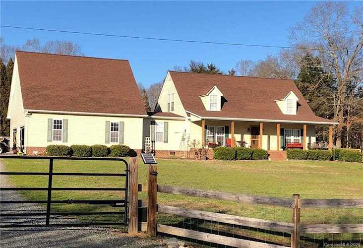 9650 Harvest Ln Davidson, NC 28036